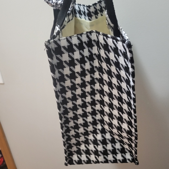 Houndstooth boutique fabric medium size tote. - Picture 3 of 7
